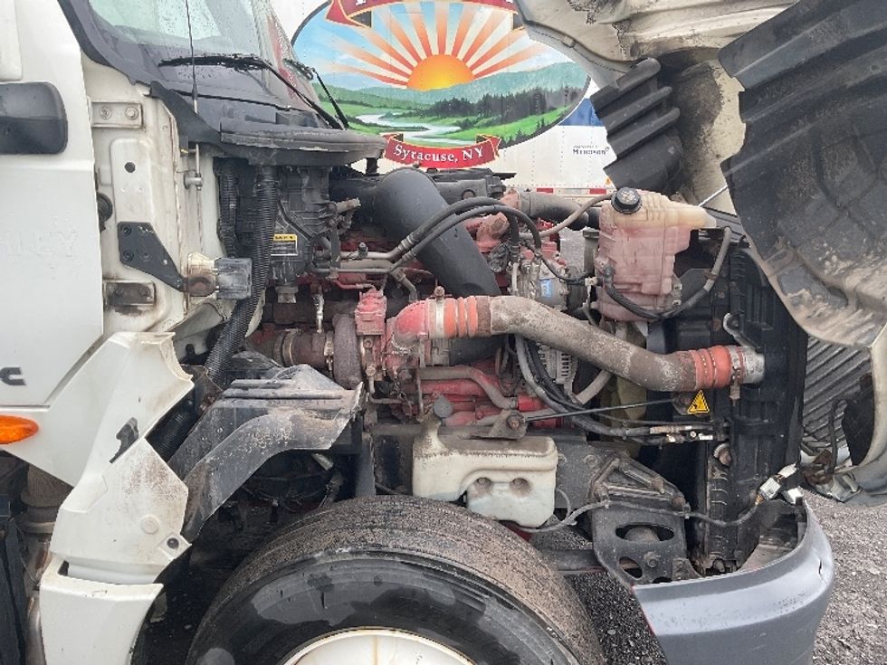 Day Cab Tractor-Heavy Duty Tractors-International-2019-LT625-Whitesboro-NY-300,736\n\t\tmiles-$ 31,500 - Image 15