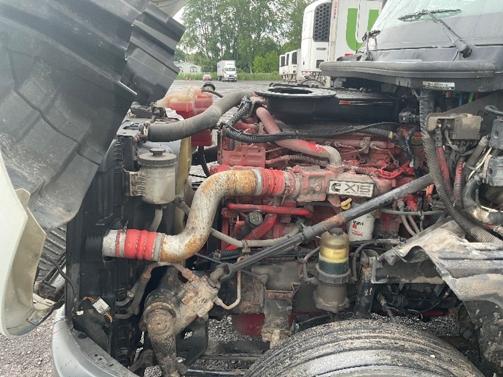 Day Cab Tractor-Heavy Duty Tractors-International-2019-LT625-Whitesboro-NY-300,736\n\t\tmiles-$ 31,500 - Image 16