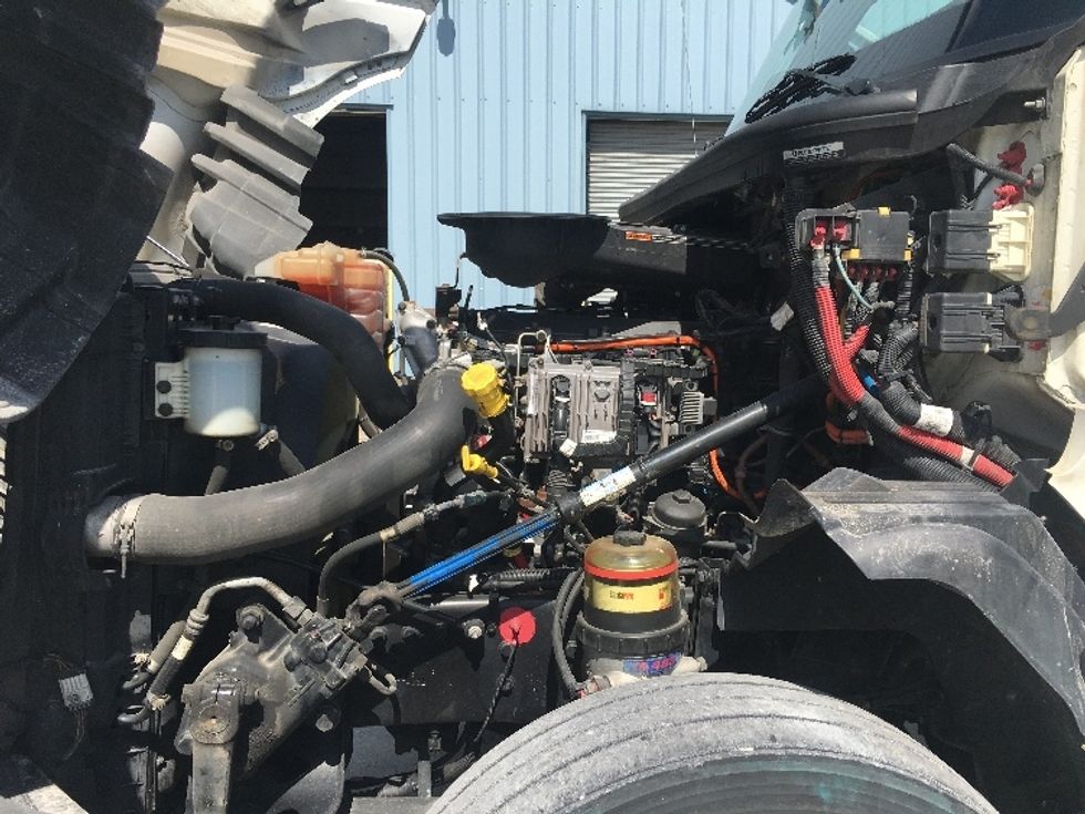 Day Cab Tractor-Heavy Duty Tractors-International-2019-LT625-Wilmington-OH-586,037\n\t\tmiles-$ 27,750 - Image 14