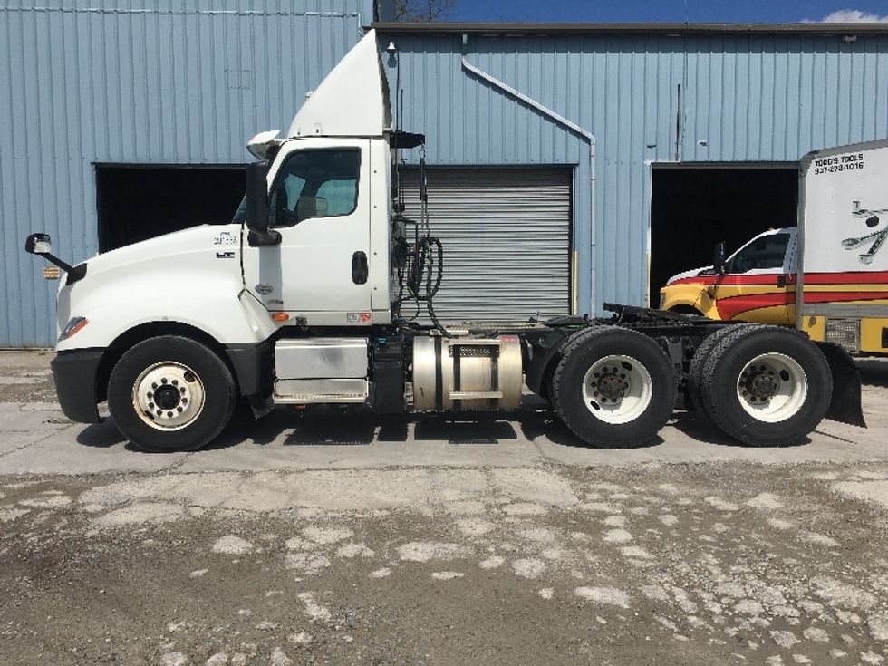 Day Cab Tractor-Heavy Duty Tractors-International-2019-LT625-Wilmington-OH-586,037\n\t\tmiles-$ 27,750 - Image 4