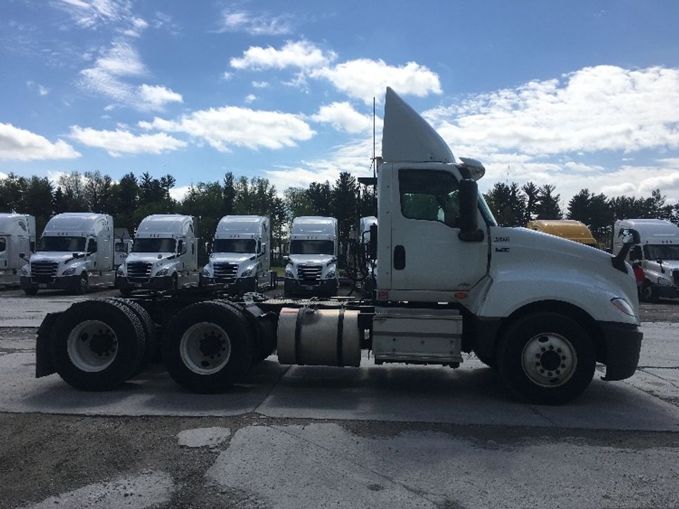 Day Cab Tractor-Heavy Duty Tractors-International-2019-LT625-Wilmington-OH-586,037\n\t\tmiles-$ 27,750 - Image 8