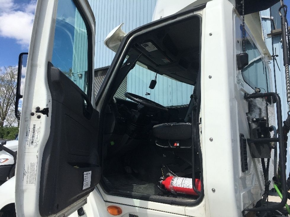 Day Cab Tractor-Heavy Duty Tractors-International-2019-LT625-Wilmington-OH-586,037\n\t\tmiles-$ 27,750 - Image 9