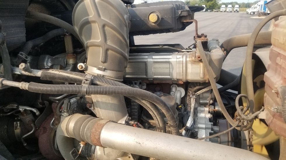Day Cab Tractor-Heavy Duty Tractors-International-2019-LT625-Windsor-WI-546,525\n\t\tmiles-$ 27,750 - Image 15