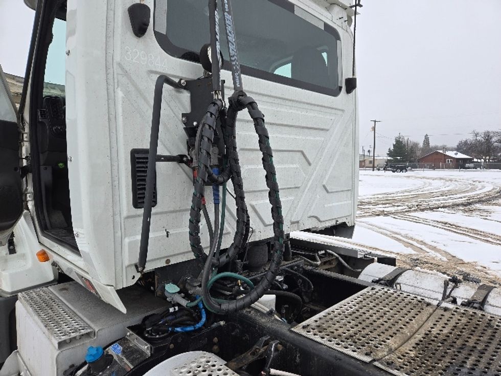 Day Cab Tractor-Heavy Duty Tractors-International-2019-LT625-Yakima-WA-380,438\n\t\tmiles-$ 28,750 - Image 16