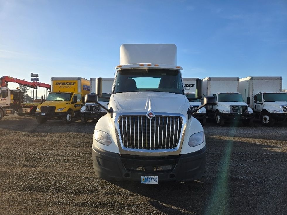 Day Cab Tractor-Heavy Duty Tractors-International-2019-LT625-Yakima-WA-380,438\n\t\tmiles-$ 28,750 - Image 2