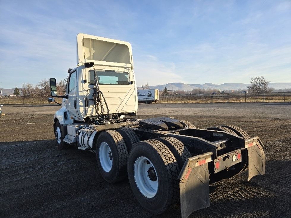 Day Cab Tractor-Heavy Duty Tractors-International-2019-LT625-Yakima-WA-380,438\n\t\tmiles-$ 28,750 - Image 5