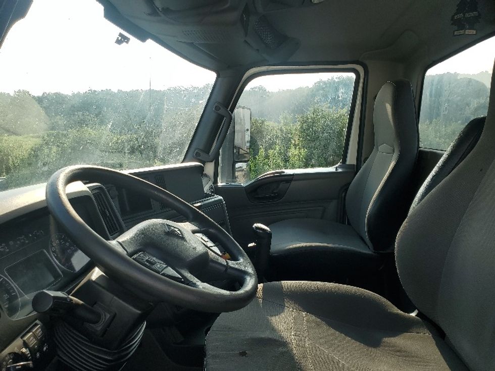 Day Cab Tractor-Heavy Duty Tractors-International-2019-RH613-Akron-OH-310,196\n\t\tmiles-$ 26,500 - Image 10