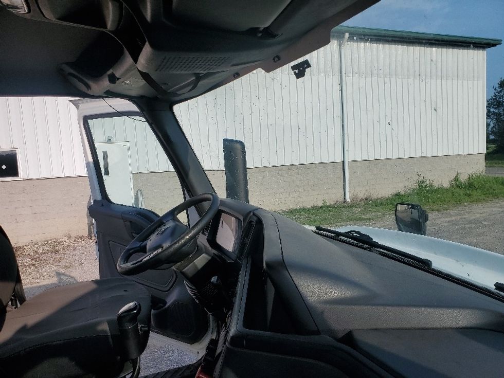 Day Cab Tractor-Heavy Duty Tractors-International-2019-RH613-Akron-OH-310,196\n\t\tmiles-$ 26,500 - Image 13