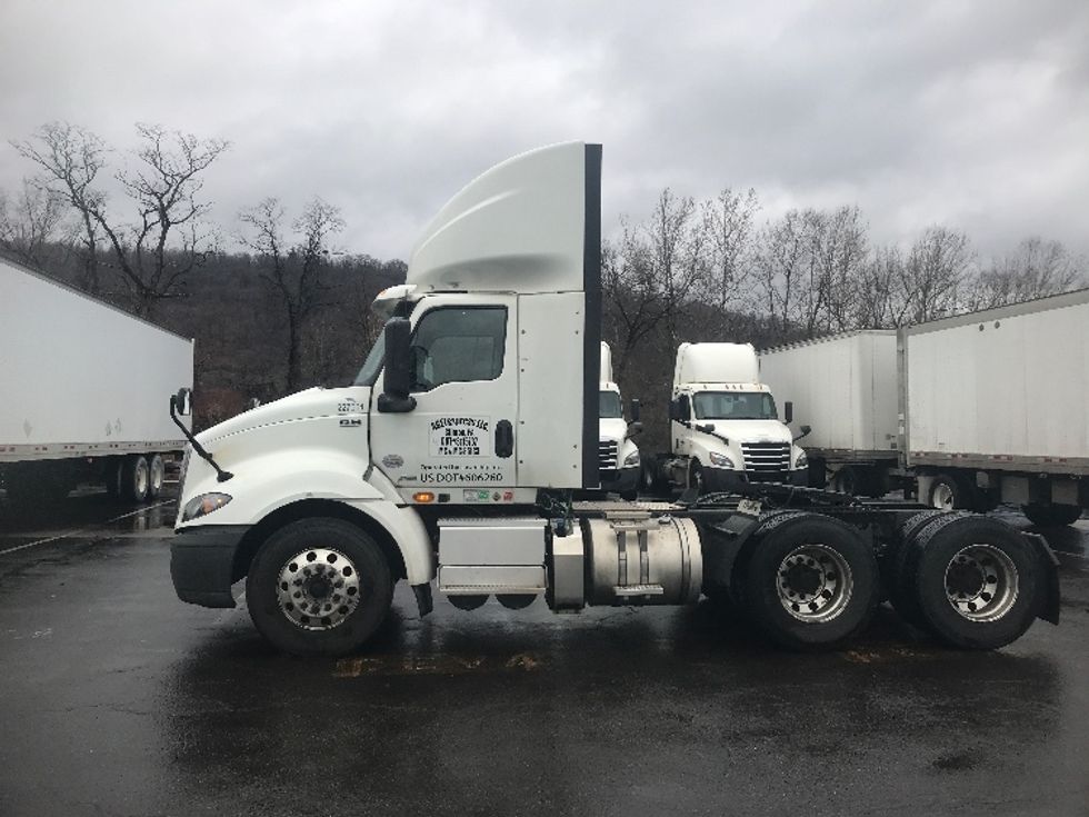 Day Cab Tractor-Heavy Duty Tractors-International-2019-RH613-Akron-OH-334,110\n\t\tmiles-$ 32,000 - Image 4