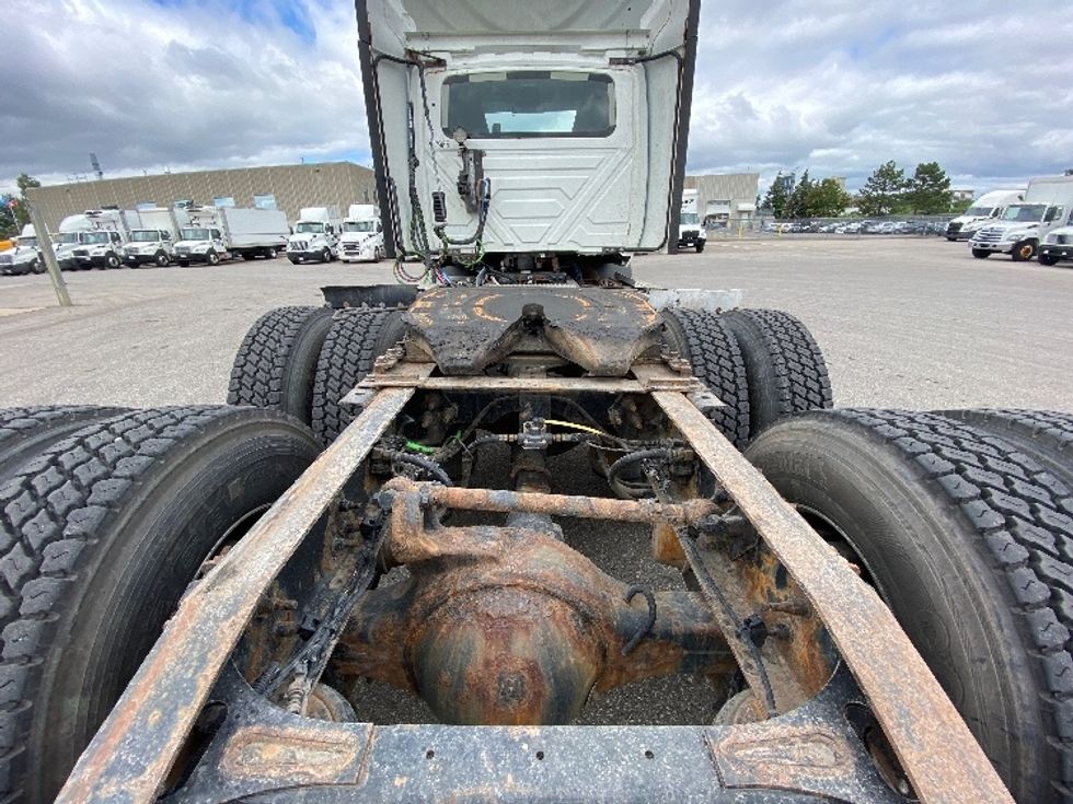 Day Cab Tractor-Heavy Duty Tractors-International-2019-RH613-Brampton-ON-461,786\n\t\tkm-$ 29,000 - Image 6