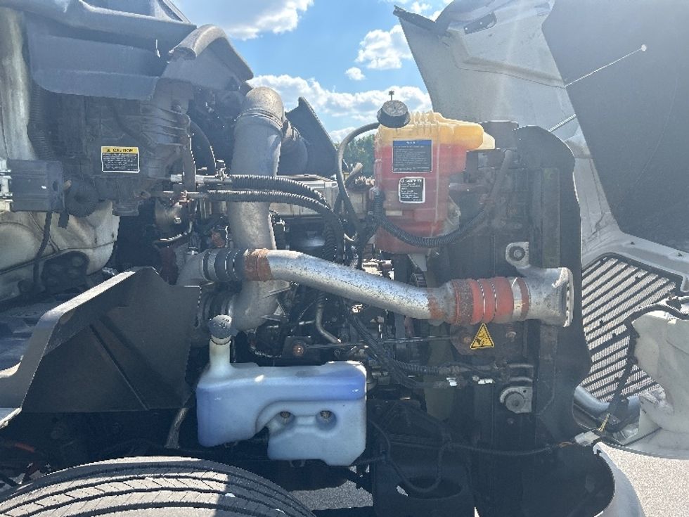 Day Cab Tractor-Heavy Duty Tractors-International-2019-RH613-Byron Center-MI-139,561\n\t\tmiles-$ 16,500 - Image 15