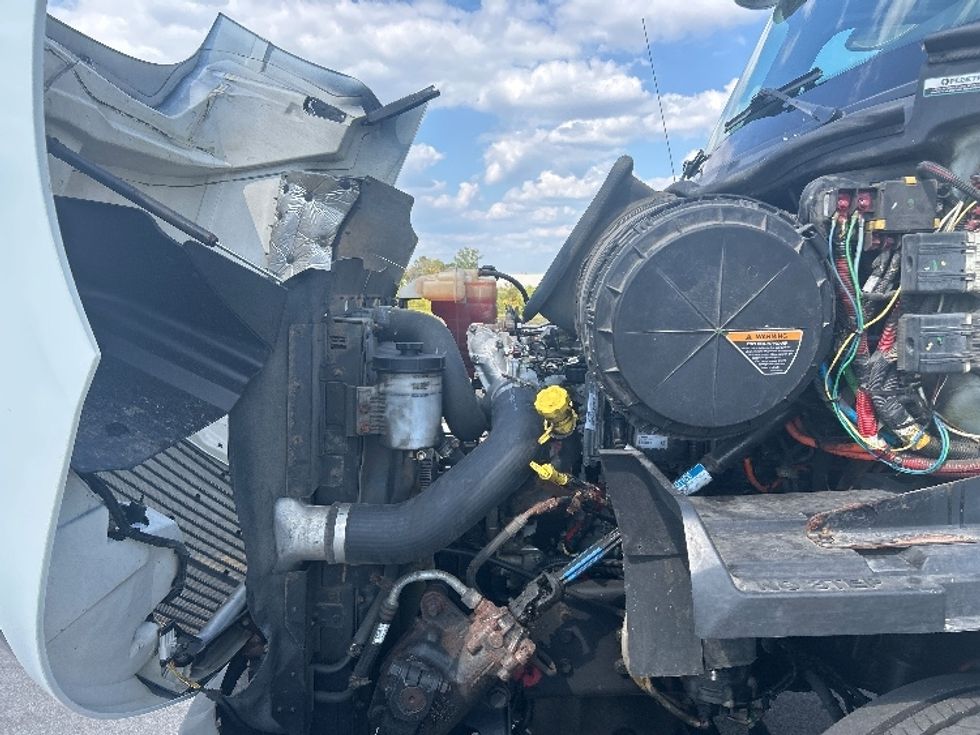 Day Cab Tractor-Heavy Duty Tractors-International-2019-RH613-Byron Center-MI-139,561\n\t\tmiles-$ 16,500 - Image 16