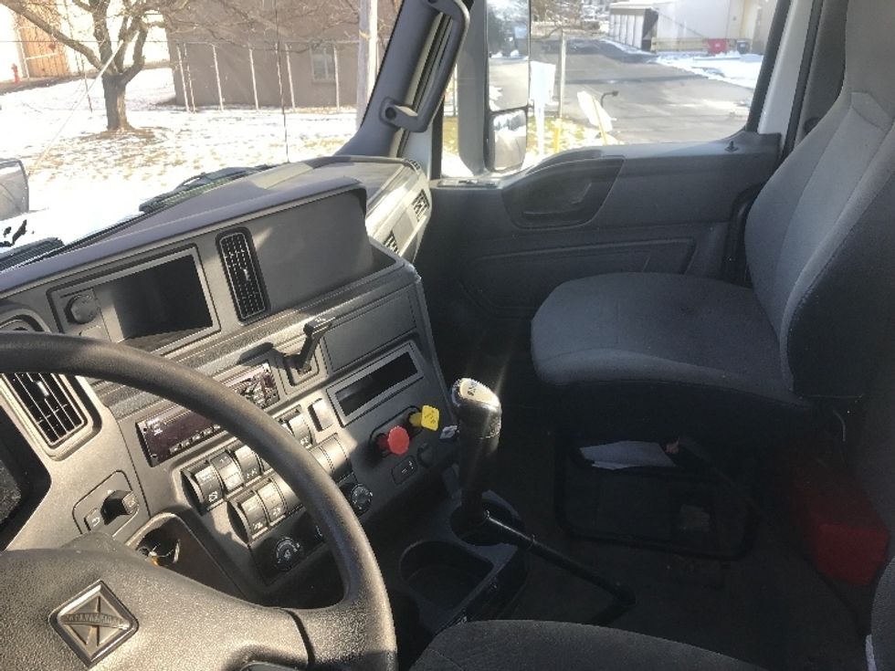 Day Cab Tractor-Heavy Duty Tractors-International-2019-RH613-Cleona-PA-314,730\n\t\tmiles-$ 24,500 - Image 10