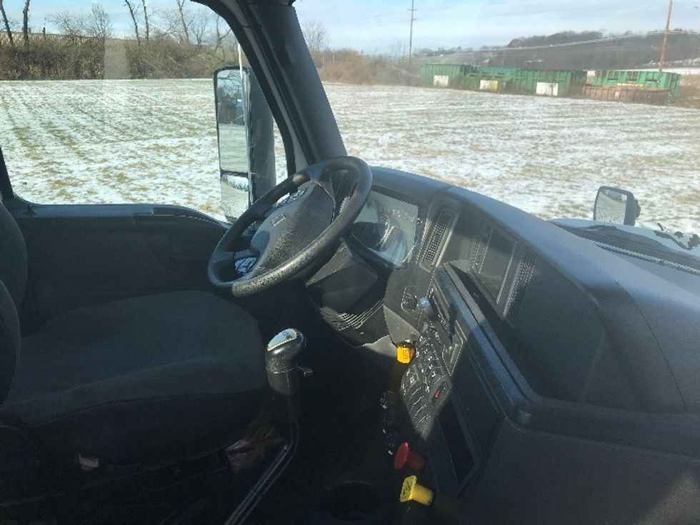Day Cab Tractor-Heavy Duty Tractors-International-2019-RH613-Cleona-PA-314,730\n\t\tmiles-$ 24,500 - Image 14