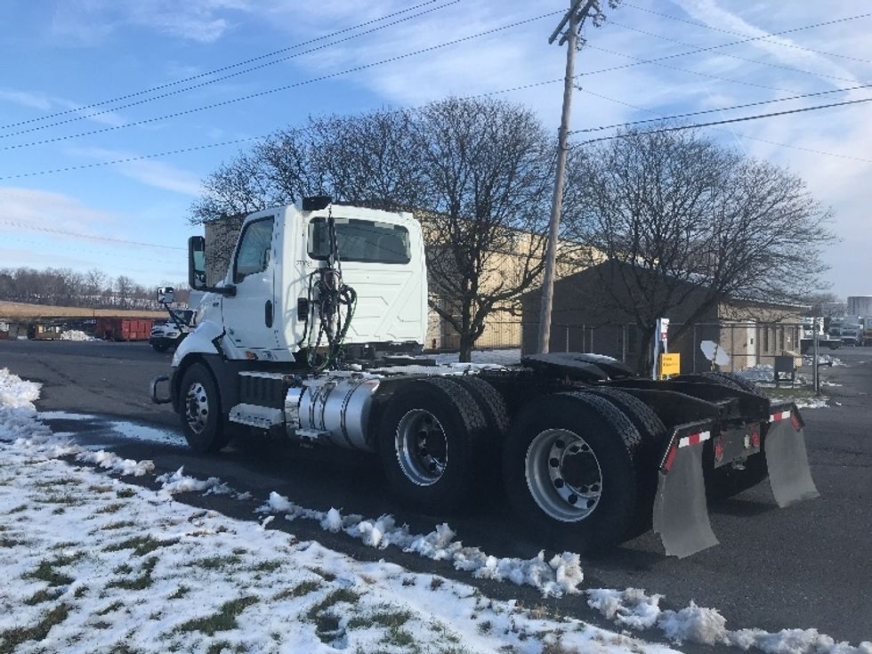 Day Cab Tractor-Heavy Duty Tractors-International-2019-RH613-Cleona-PA-314,730\n\t\tmiles-$ 24,500 - Image 5