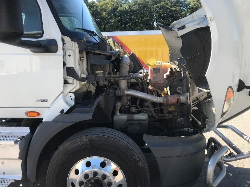 Day Cab Tractor-Heavy Duty Tractors-International-2019-RH613-Cumberland-MD-303,224\n\t\tmiles-$ 24,500 - Image 15