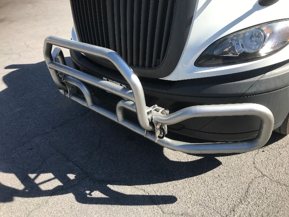 Day Cab Tractor-Heavy Duty Tractors-International-2019-RH613-Cumberland-MD-303,224\n\t\tmiles-$ 24,500 - Image 17