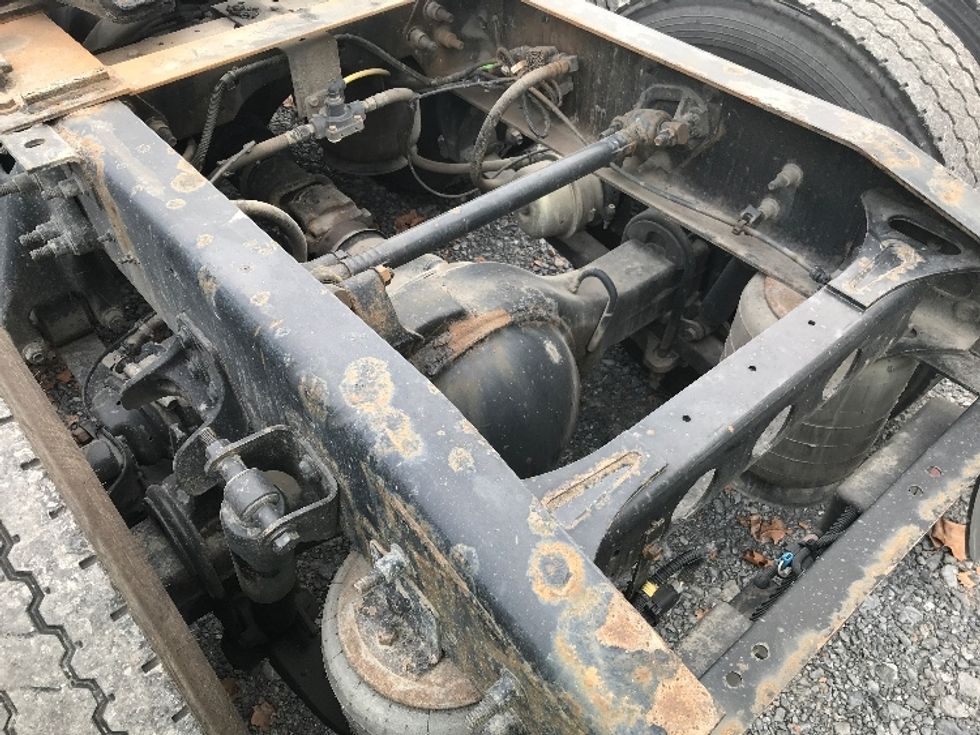 Day Cab Tractor-Heavy Duty Tractors-International-2019-RH613-Cumberland-MD-317,132\n\t\tmiles-$ 24,500 - Image 17