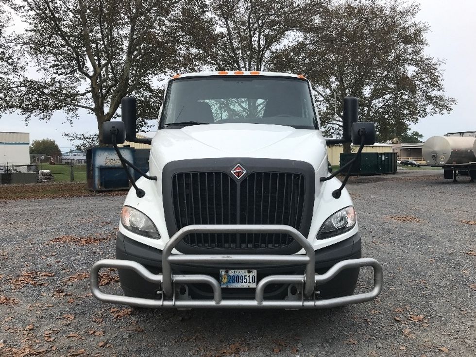 Day Cab Tractor-Heavy Duty Tractors-International-2019-RH613-Cumberland-MD-317,132\n\t\tmiles-$ 24,500 - Image 2