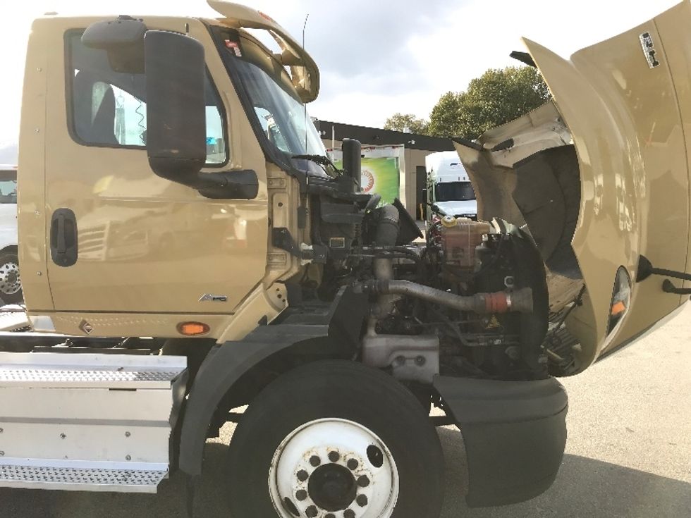 Day Cab Tractor-Heavy Duty Tractors-International-2019-RH613-Delta-BC-307,847\n\t\tkm-$ 28,500 - Image 15