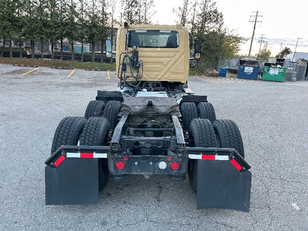 Day Cab Tractor-Heavy Duty Tractors-International-2019-RH613-Delta-BC-318,454\n\t\tkm-$ 28,500 - Image 6