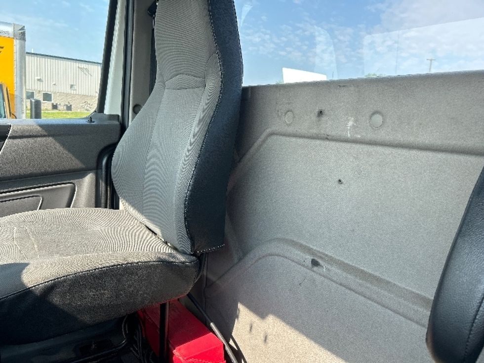 Day Cab Tractor-Heavy Duty Tractors-International-2019-RH613-Duncansville-PA-316,395\n\t\tmiles-$ 26,000 - Image 18