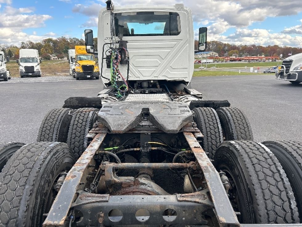 Day Cab Tractor-Heavy Duty Tractors-International-2019-RH613-Duncansville-PA-368,617\n\t\tmiles-$ 22,250 - Image 6