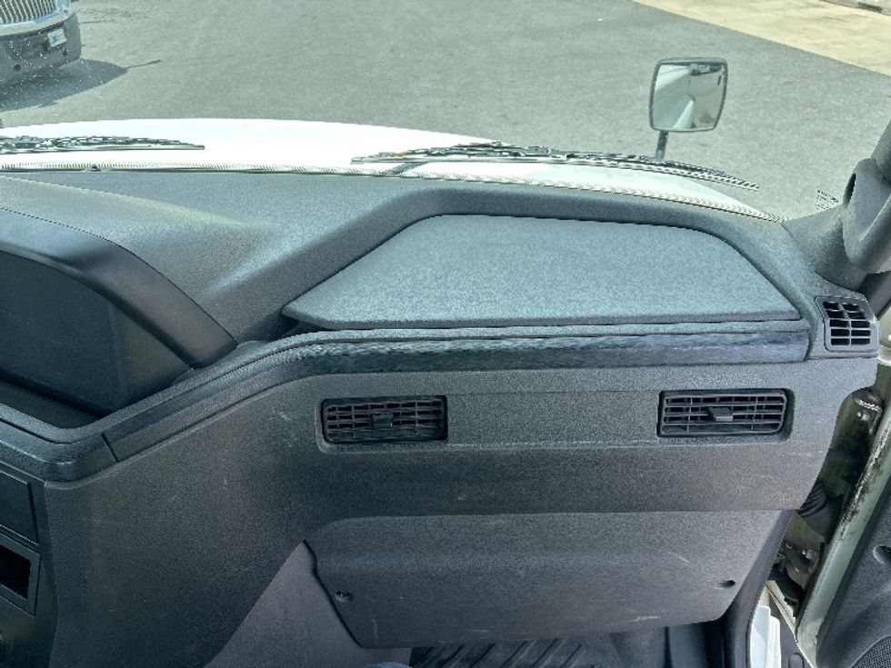 Day Cab Tractor-Heavy Duty Tractors-International-2019-RH613-Duncansville-PA-429,968\n\t\tmiles-$ 22,750 - Image 13