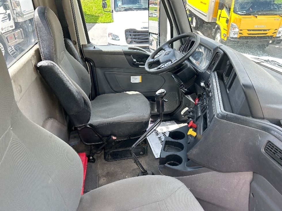 Day Cab Tractor-Heavy Duty Tractors-International-2019-RH613-Duncansville-PA-429,968\n\t\tmiles-$ 22,750 - Image 14