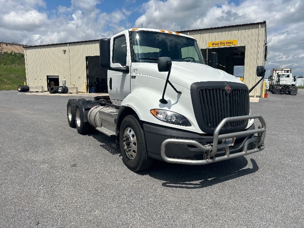 Day Cab Tractor-Heavy Duty Tractors-International-2019-RH613-Duncansville-PA-431,628\n\t\tmiles-$ 22,750 - Image 1