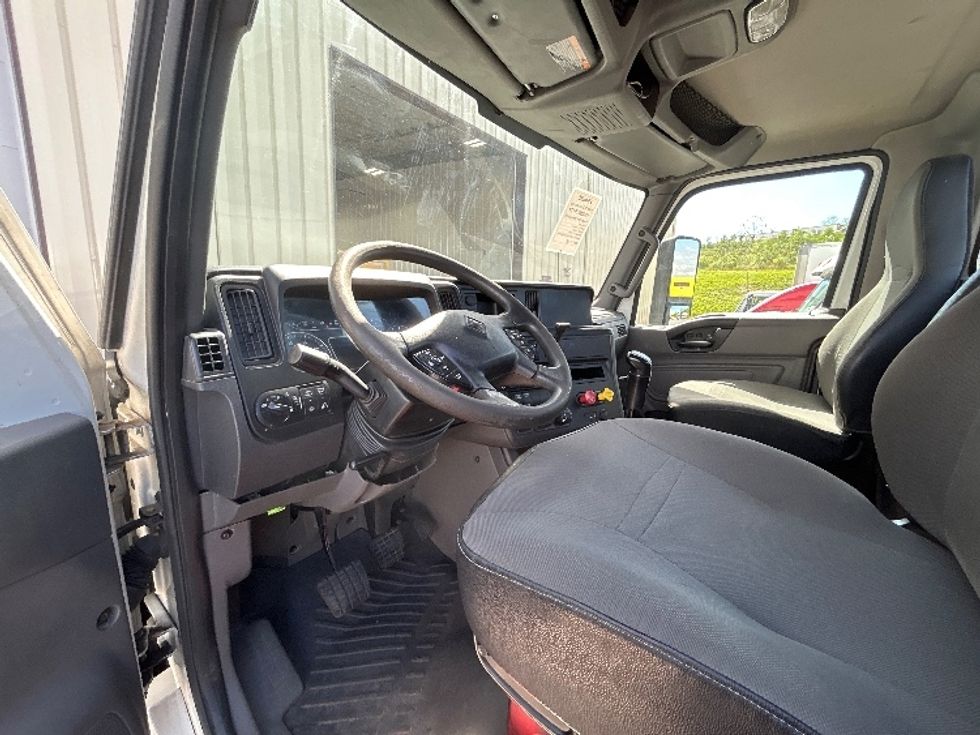 Day Cab Tractor-Heavy Duty Tractors-International-2019-RH613-Duncansville-PA-431,628\n\t\tmiles-$ 22,750 - Image 10