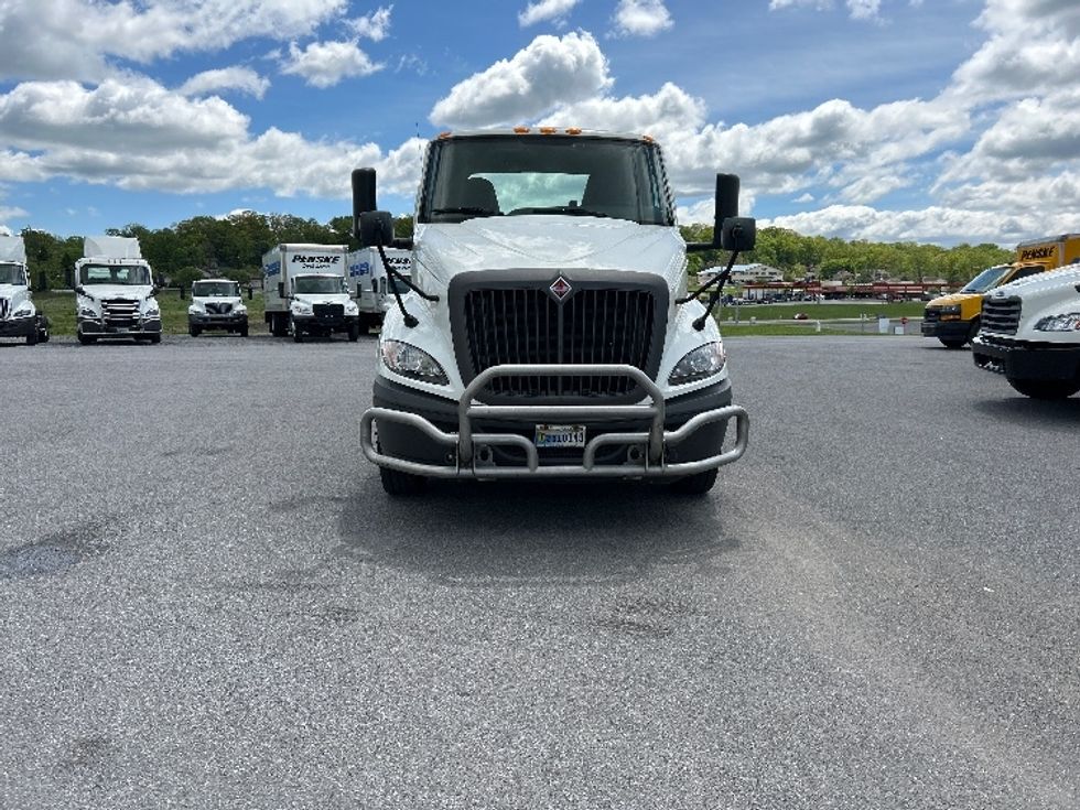 Day Cab Tractor-Heavy Duty Tractors-International-2019-RH613-Duncansville-PA-453,387\n\t\tmiles-$ 22,750 - Image 2