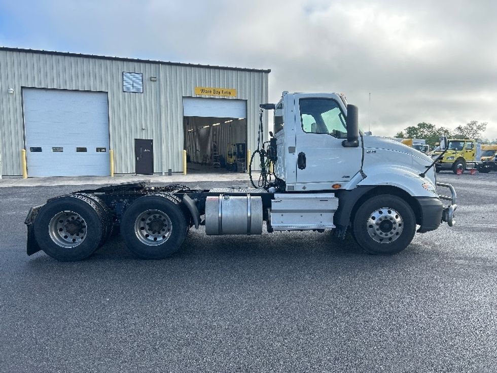 Day Cab Tractor-Heavy Duty Tractors-International-2019-RH613-Duncansville-PA-482,461\n\t\tmiles-$ 22,750 - Image 8