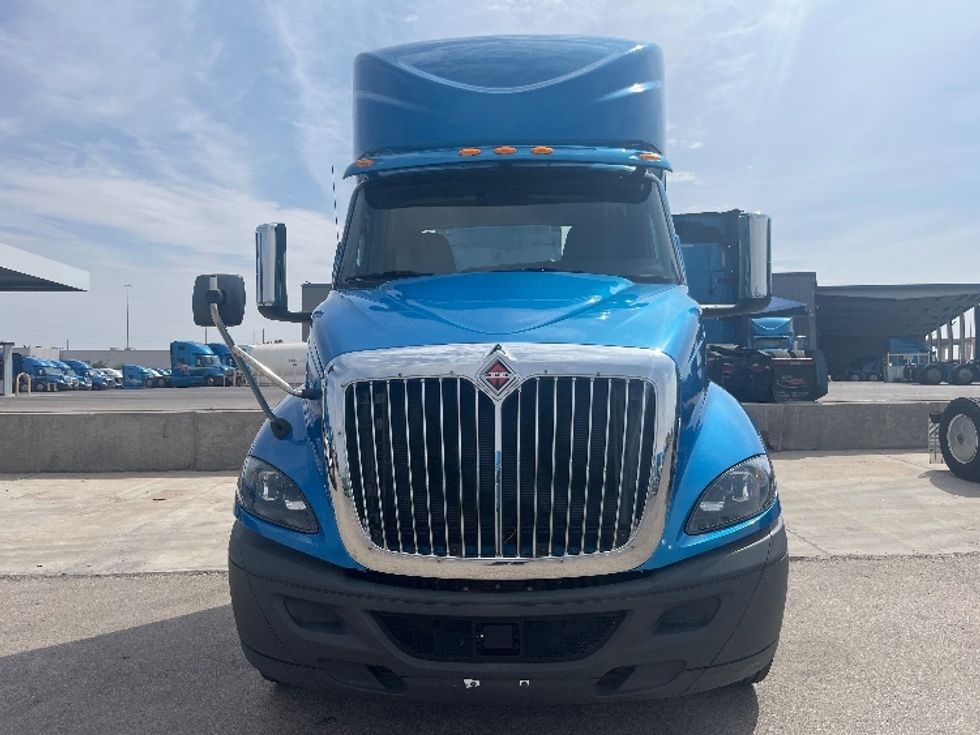 2019 International RH613 RH photo 2