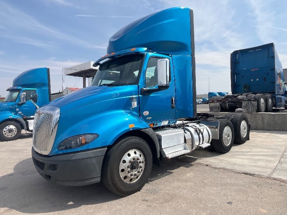 2019 International RH613 RH photo 3