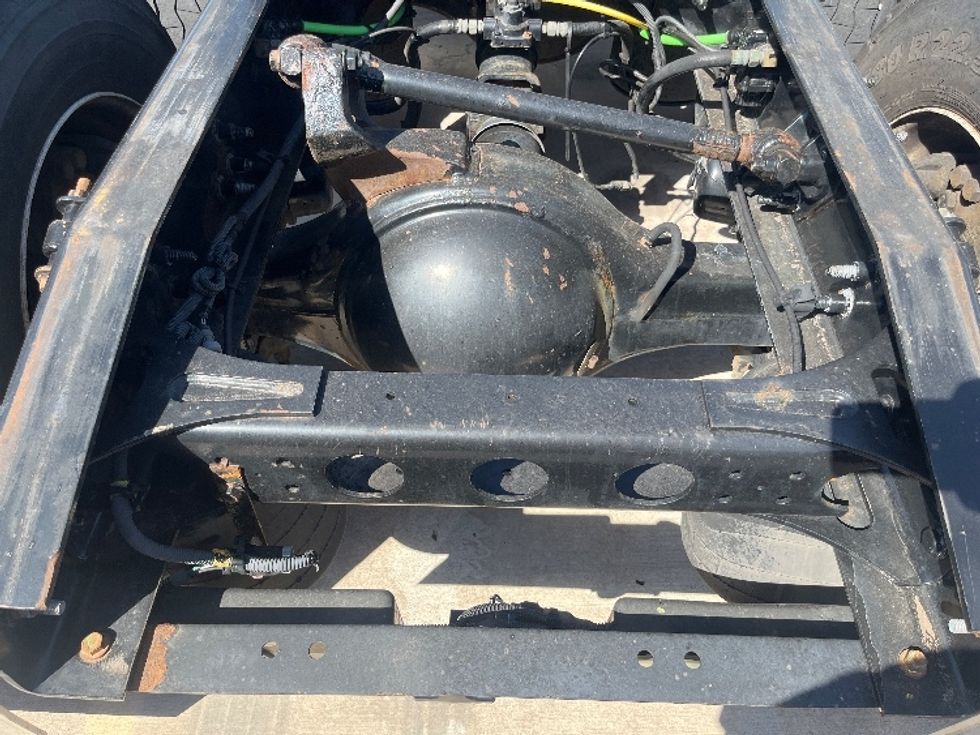 Day Cab Tractor-Heavy Duty Tractors-International-2019-RH613-El Paso-TX-166,411\n\t\tmiles-$ 31,000 - Image 6