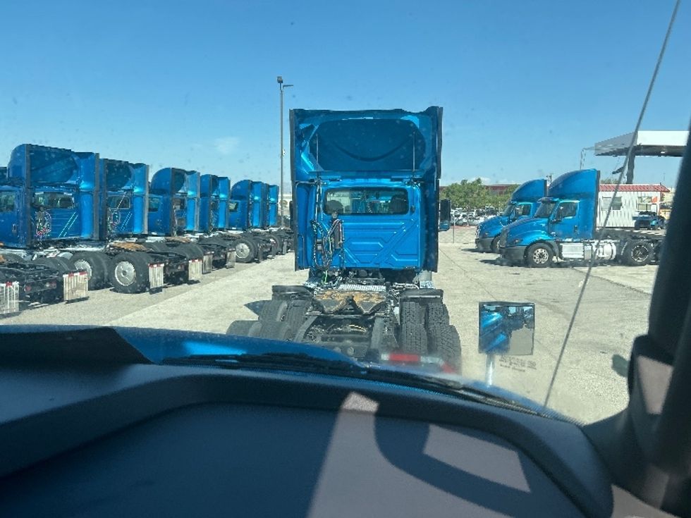 Day Cab Tractor-Heavy Duty Tractors-International-2019-RH613-El Paso-TX-174,220\n\t\tmiles-$ 31,000 - Image 13