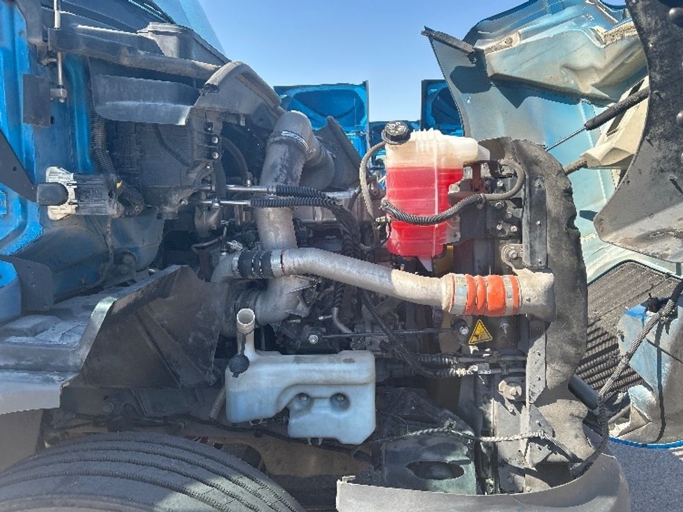 Day Cab Tractor-Heavy Duty Tractors-International-2019-RH613-El Paso-TX-174,220\n\t\tmiles-$ 31,000 - Image 15