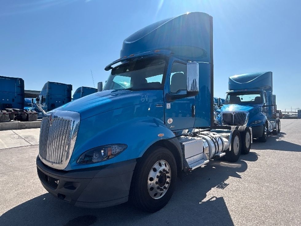 Day Cab Tractor-Heavy Duty Tractors-International-2019-RH613-El Paso-TX-174,220\n\t\tmiles-$ 31,000 - Image 3