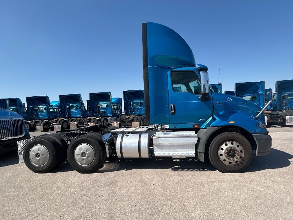 Day Cab Tractor-Heavy Duty Tractors-International-2019-RH613-El Paso-TX-174,220\n\t\tmiles-$ 31,000 - Image 8