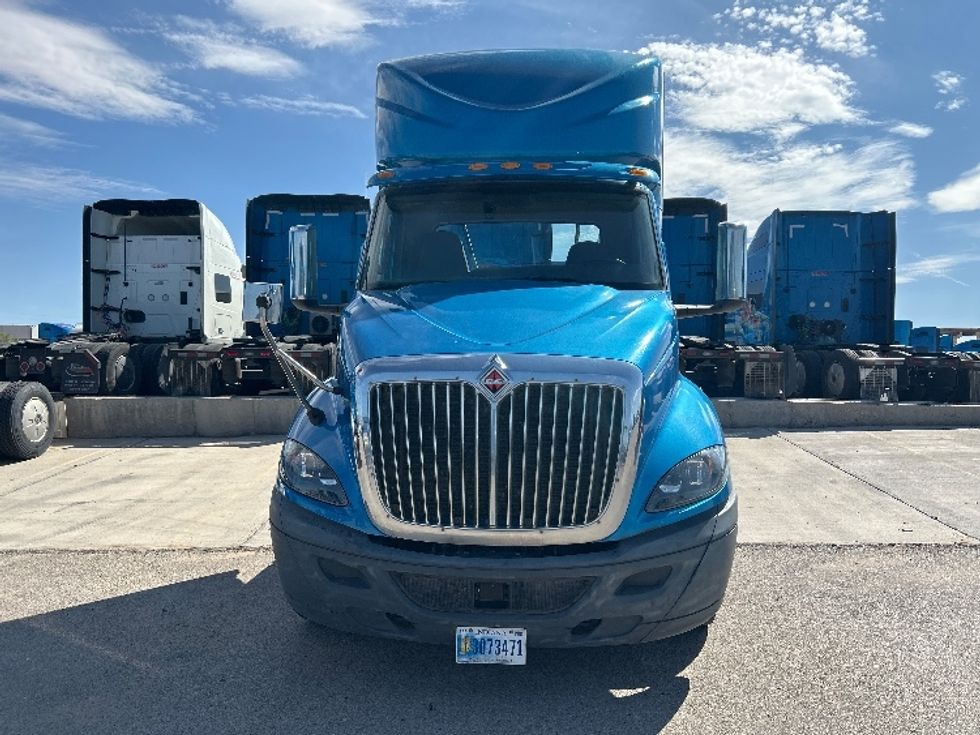 2019 International RH613 RH photo 2