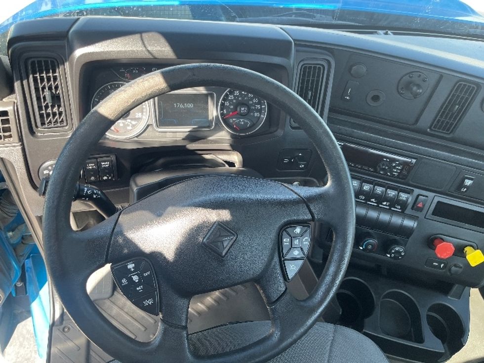 Day Cab Tractor-Heavy Duty Tractors-International-2019-RH613-El Paso-TX-176,252\n\t\tmiles-$ 31,000 - Image 11