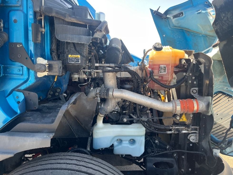 Day Cab Tractor-Heavy Duty Tractors-International-2019-RH613-El Paso-TX-176,252\n\t\tmiles-$ 31,000 - Image 15