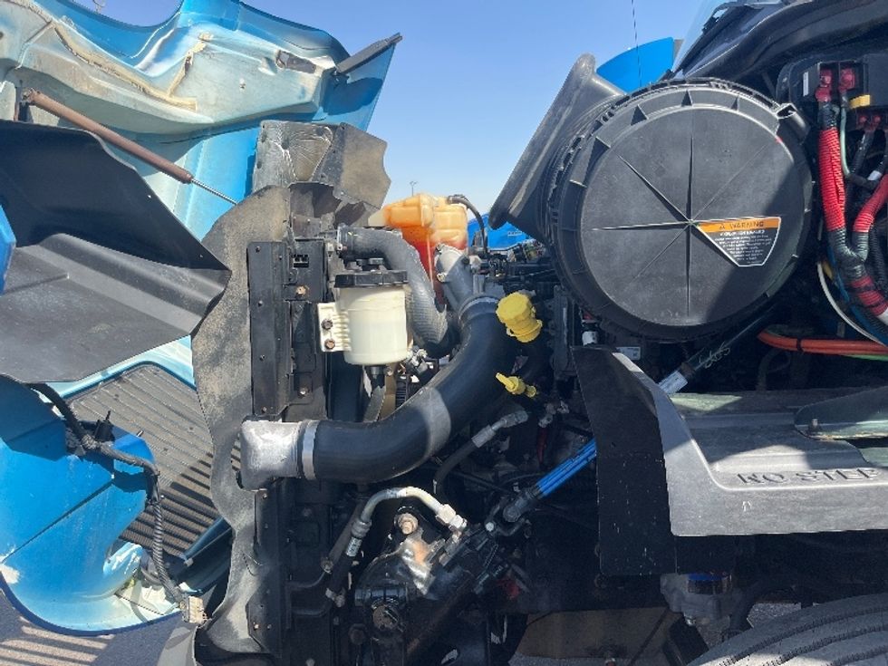 Day Cab Tractor-Heavy Duty Tractors-International-2019-RH613-El Paso-TX-176,252\n\t\tmiles-$ 31,000 - Image 16