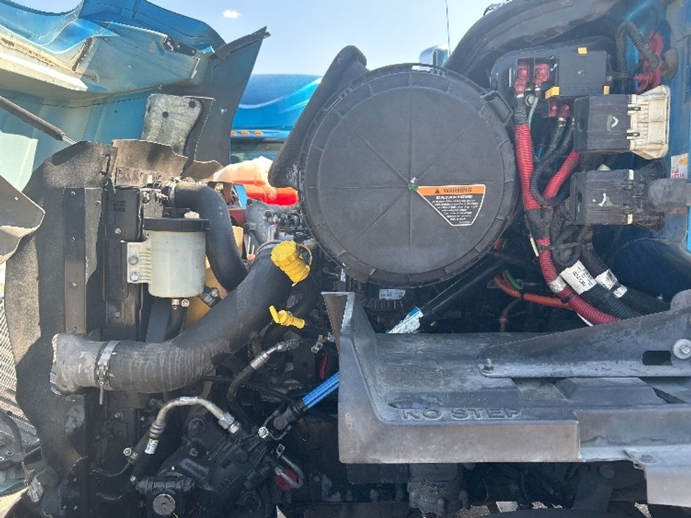 Day Cab Tractor-Heavy Duty Tractors-International-2019-RH613-El Paso-TX-189,901\n\t\tmiles-$ 31,000 - Image 16