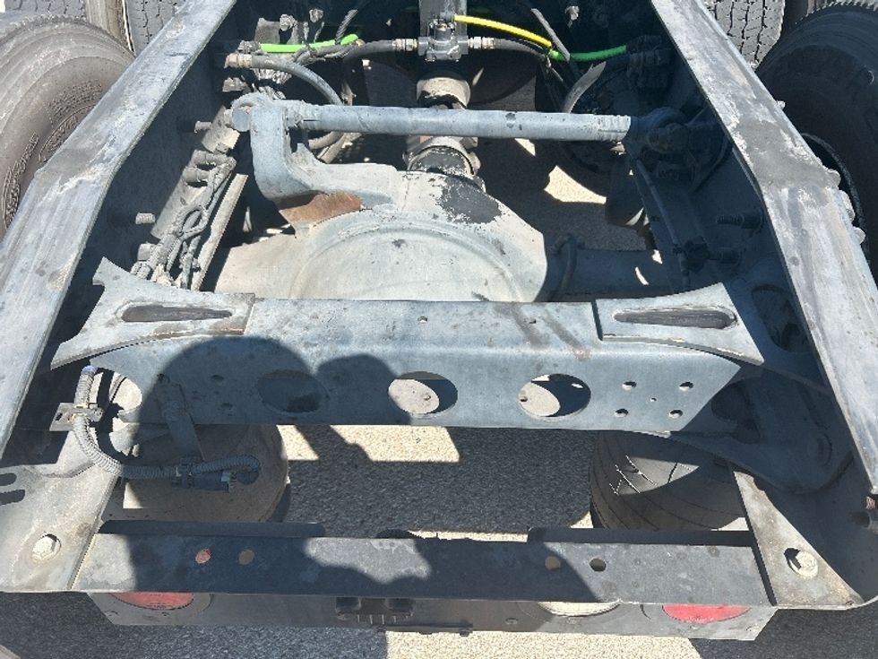 Day Cab Tractor-Heavy Duty Tractors-International-2019-RH613-El Paso-TX-189,901\n\t\tmiles-$ 31,000 - Image 6