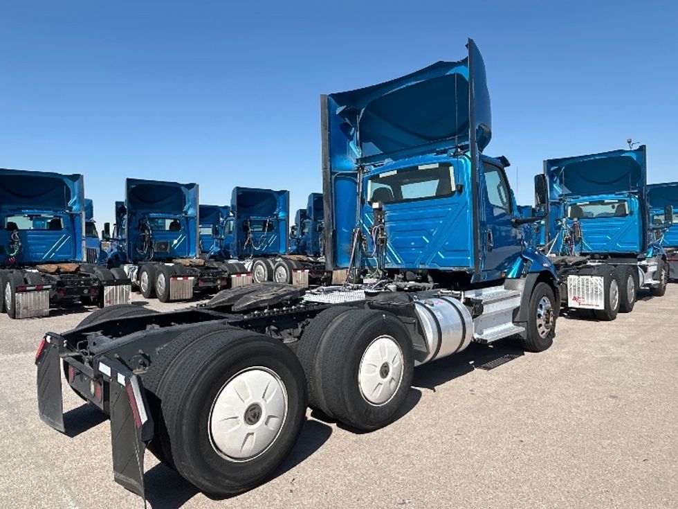 Day Cab Tractor-Heavy Duty Tractors-International-2019-RH613-El Paso-TX-189,901\n\t\tmiles-$ 31,000 - Image 7