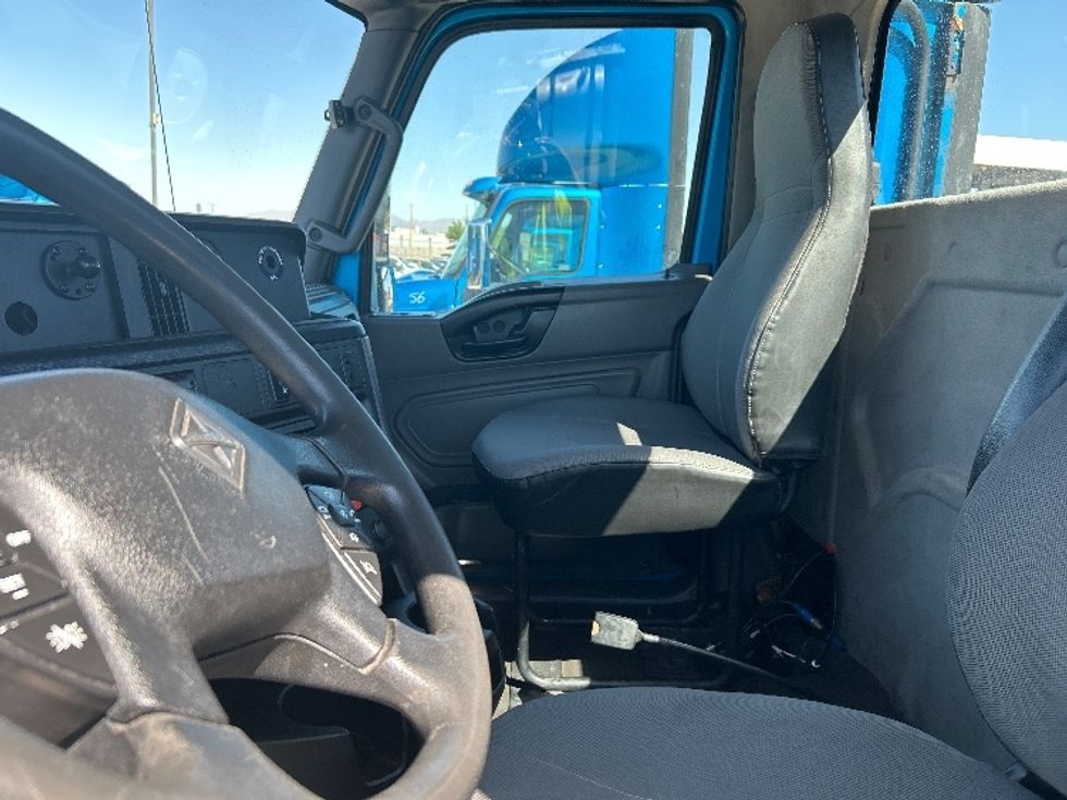Day Cab Tractor-Heavy Duty Tractors-International-2019-RH613-El Paso-TX-192,913\n\t\tmiles-$ 31,000 - Image 10