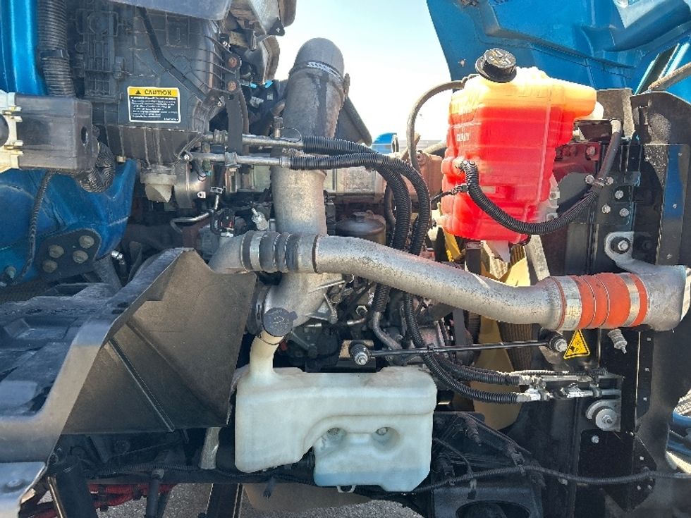 Day Cab Tractor-Heavy Duty Tractors-International-2019-RH613-El Paso-TX-192,913\n\t\tmiles-$ 31,000 - Image 15