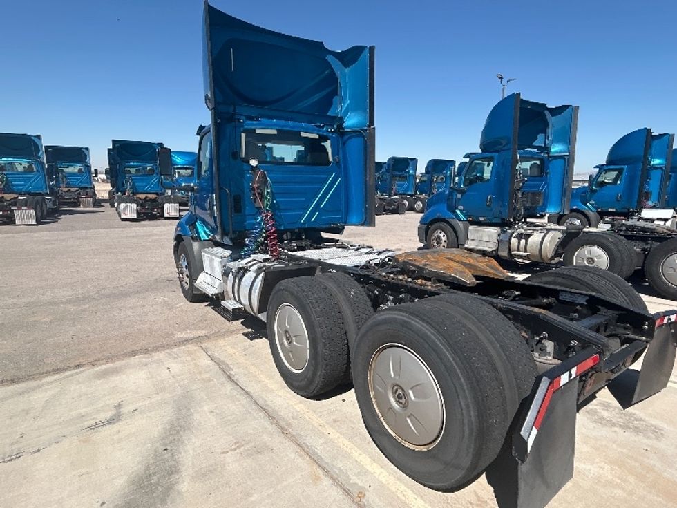 Day Cab Tractor-Heavy Duty Tractors-International-2019-RH613-El Paso-TX-192,913\n\t\tmiles-$ 31,000 - Image 5